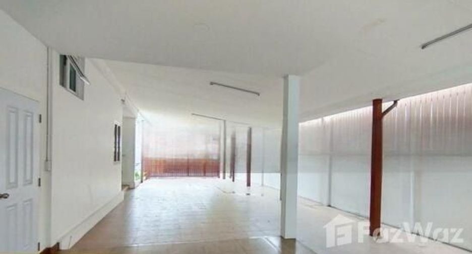 Haus zur Miete mit 3 Zimmer in Lak Si, Bangkok