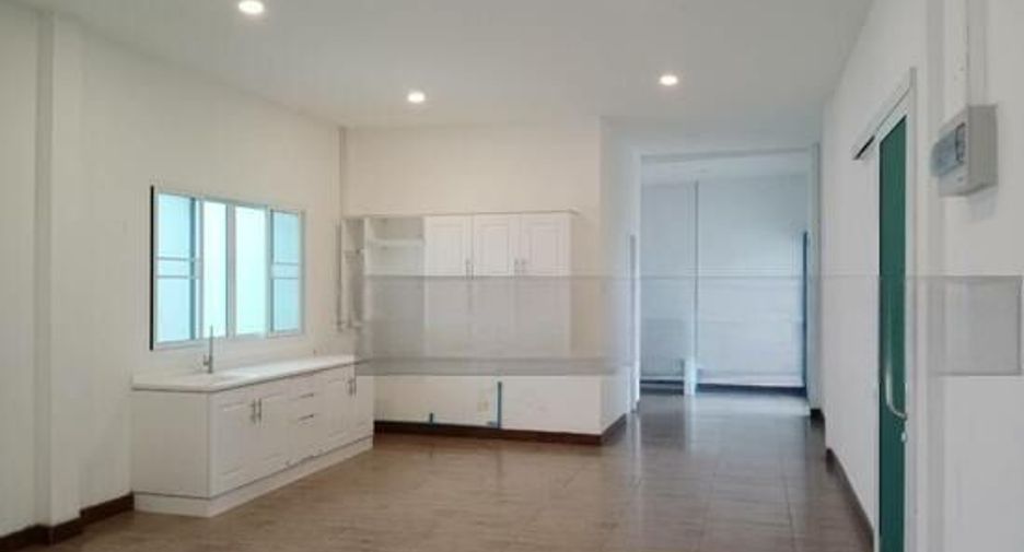 Haus zur Miete mit 3 Zimmer in Lak Si, Bangkok