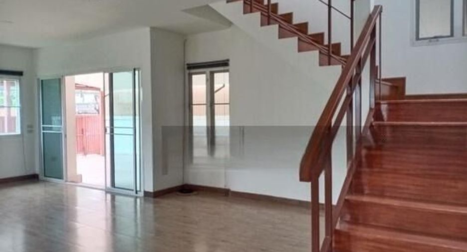 Haus zur Miete mit 3 Zimmer in Lak Si, Bangkok