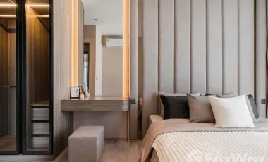 À louer 2 chambres condo à Watthana, Bangkok