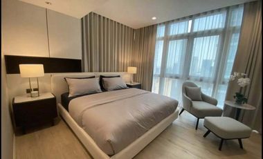 For rent 3 bedrooms condo in Khlong Toei, Bangkok