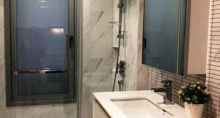 For rent 2 ベッドルーム condo in Watthana, Bangkok