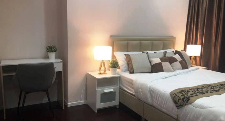 For rent 2 ベッドルーム condo in Watthana, Bangkok