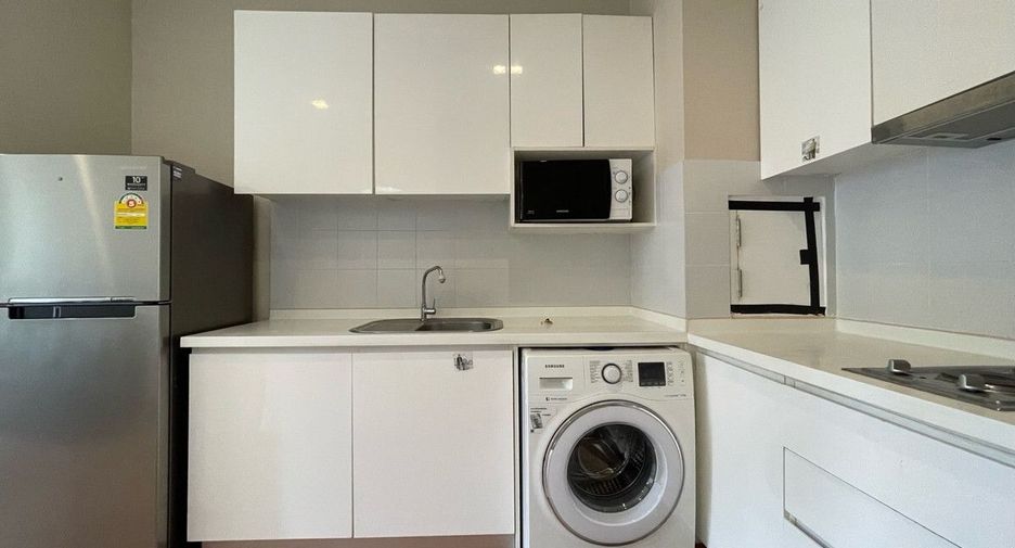Wohnung zur Miete mit 1 Zimmer in Bang Na, Bangkok