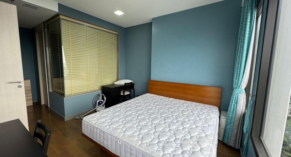 For rent 2 bedrooms condo in Ratchathewi, Bangkok