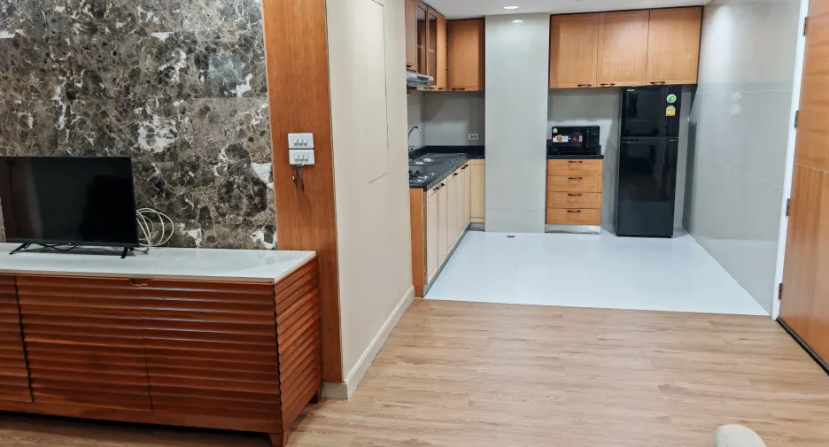 For rent 1 bed condo in Yan Nawa, Bangkok