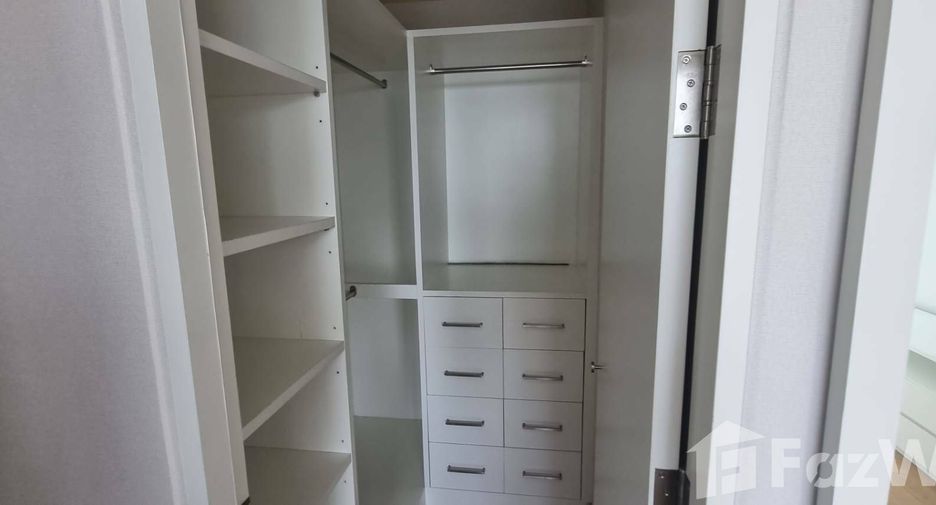 For rent 2 bedrooms condo in Bang Kho Laem, Bangkok