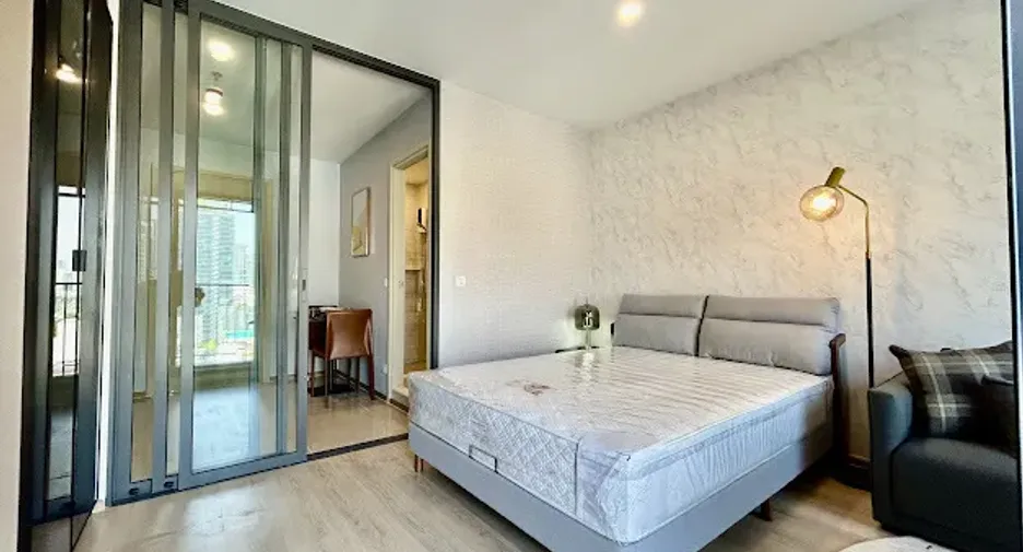 For rent 1 bed condo in Khlong Toei, Bangkok