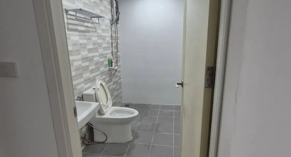 For rent 3 bedrooms townhouse in Sai Mai, Bangkok