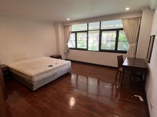 Apartment zur Miete mit 3 Zimmer in Khlong Toei, Bangkok