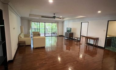 For rent 3 bedrooms apartment in Khlong Toei, Bangkok