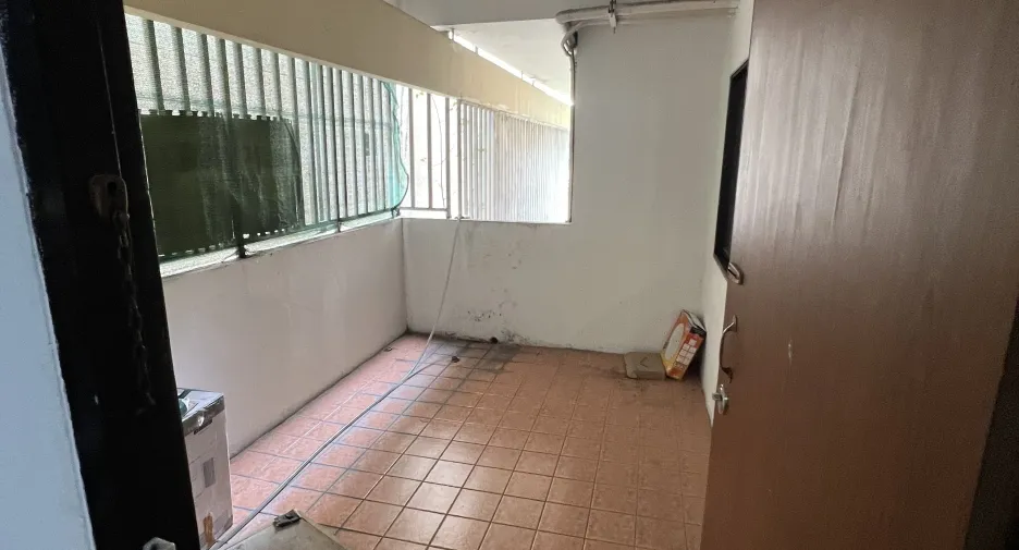 Apartment zur Miete mit 3 Zimmer in Khlong Toei, Bangkok