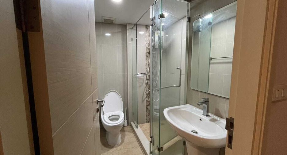 For rent 2 bedrooms condo in Bang Na, Bangkok