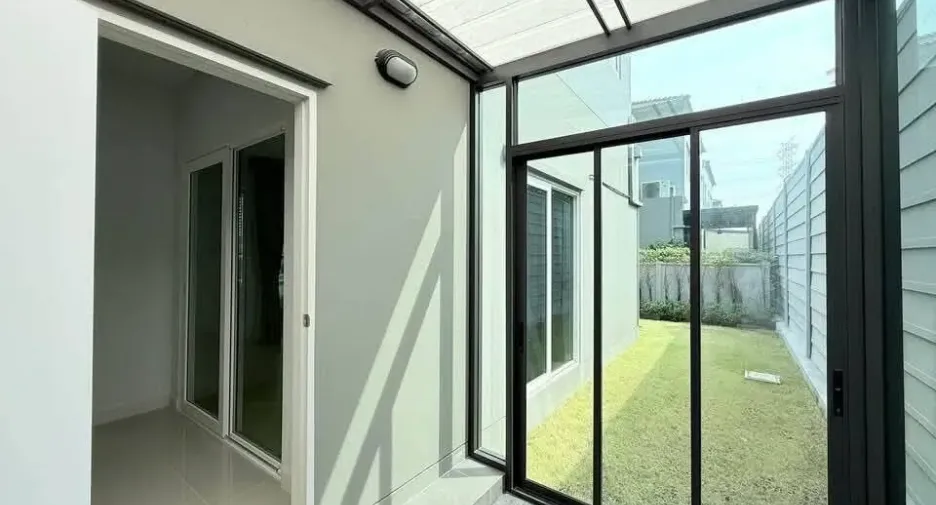 For rent 3 bedrooms house in Prawet, Bangkok
