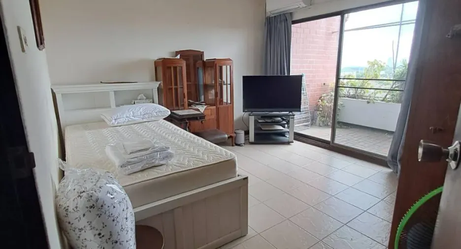 For rent 2 bedrooms condo in Bang Na, Bangkok