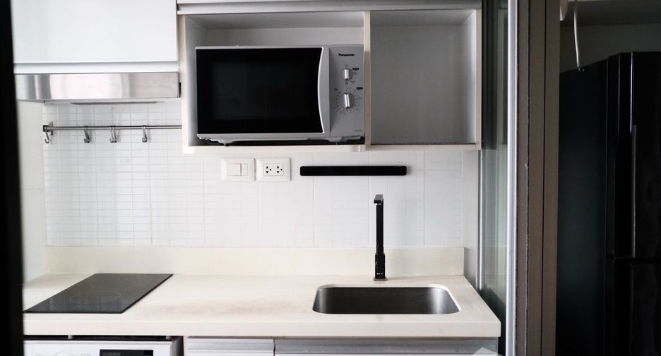 For rent 1 bed condo in Khlong Toei, Bangkok