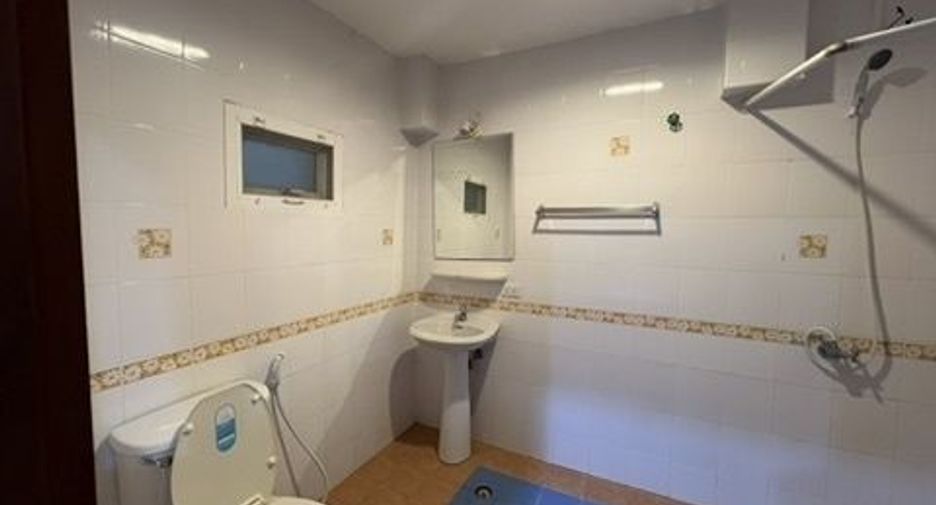 Apartment zur Miete mit 2 Zimmer in Watthana, Bangkok