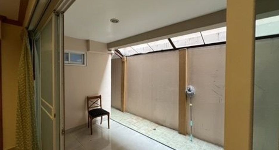 Apartment zur Miete mit 2 Zimmer in Watthana, Bangkok