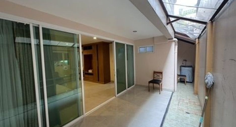 Apartment zur Miete mit 2 Zimmer in Watthana, Bangkok