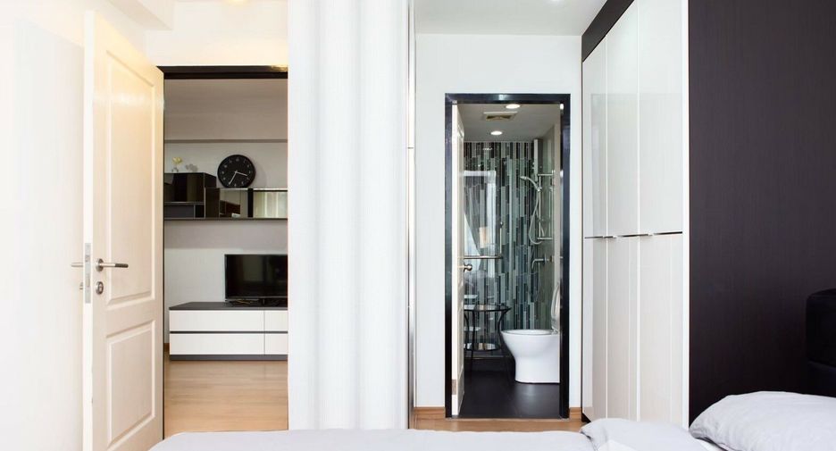 For rent 1 bed condo in Khlong Toei, Bangkok