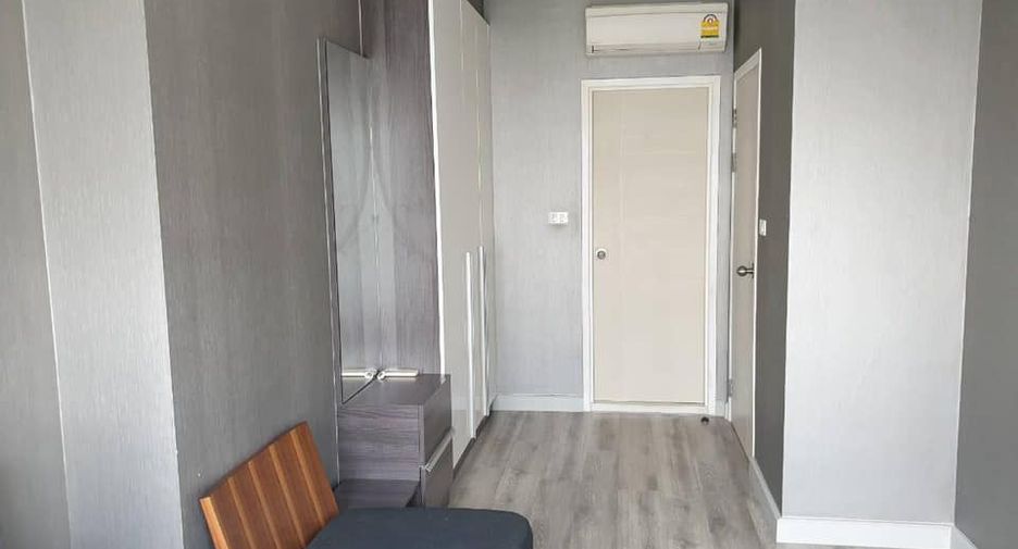 For rent 1 bed condo in Sathon, Bangkok