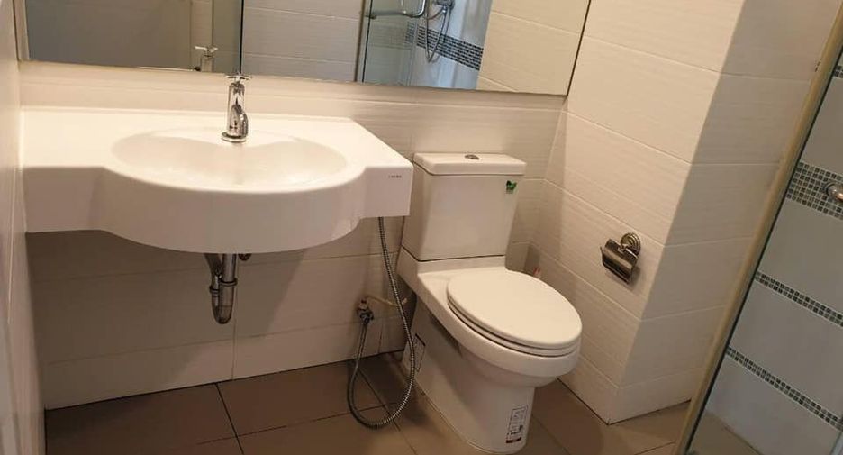 For rent 1 bed condo in Sathon, Bangkok