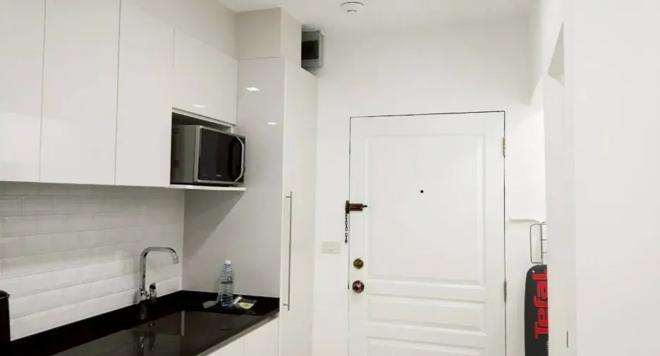 Wohnung zur Miete mit 1 Zimmer in Khlong Toei, Bangkok