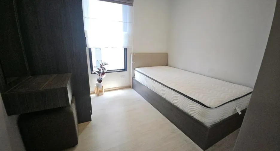 For rent 2 bedrooms condo in Bang Na, Bangkok