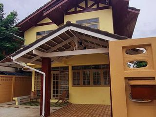 For rent 3 bedrooms house in Bang Na, Bangkok