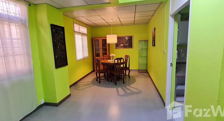 出租 3 卧室 独立屋 在 Bang Na, 曼谷