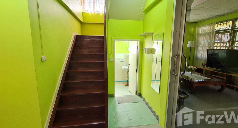 出租 3 卧室 独立屋 在 Bang Na, 曼谷