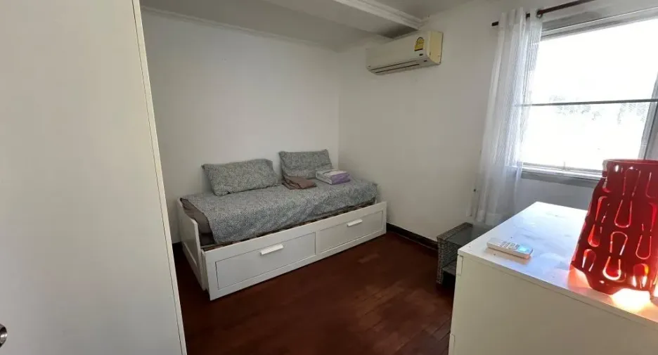Wohnung zur Miete mit 2 Zimmer in Khlong Toei, Bangkok