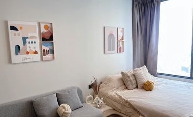For rent studio condo in Khlong San, Bangkok
