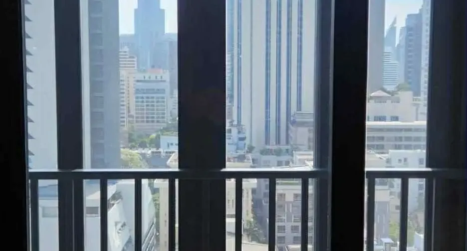 For rent 1 bed condo in Khlong Toei, Bangkok