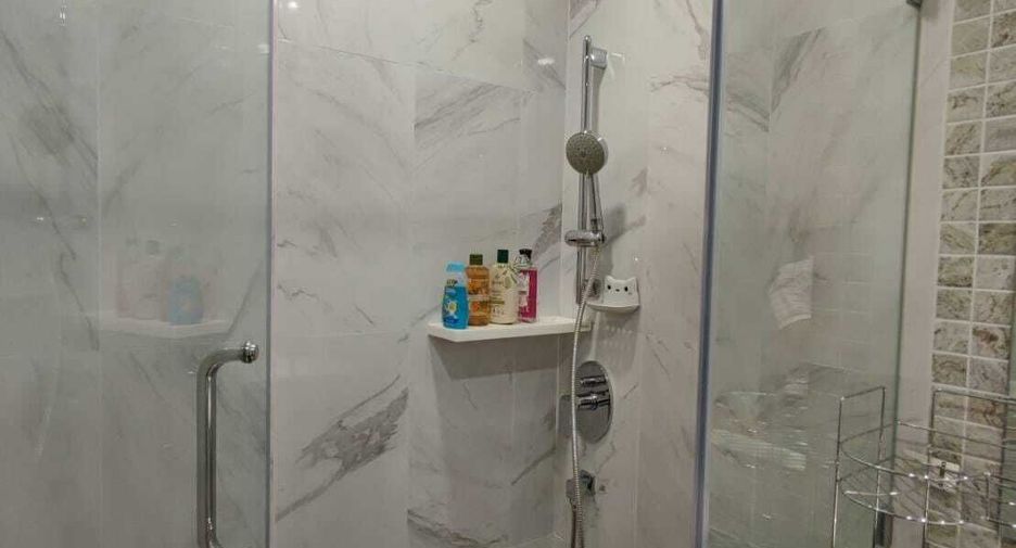 For rent 1 bed condo in Khlong San, Bangkok