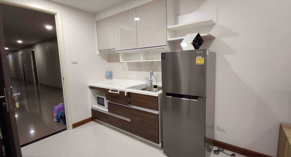 For rent 1 bed condo in Khlong San, Bangkok