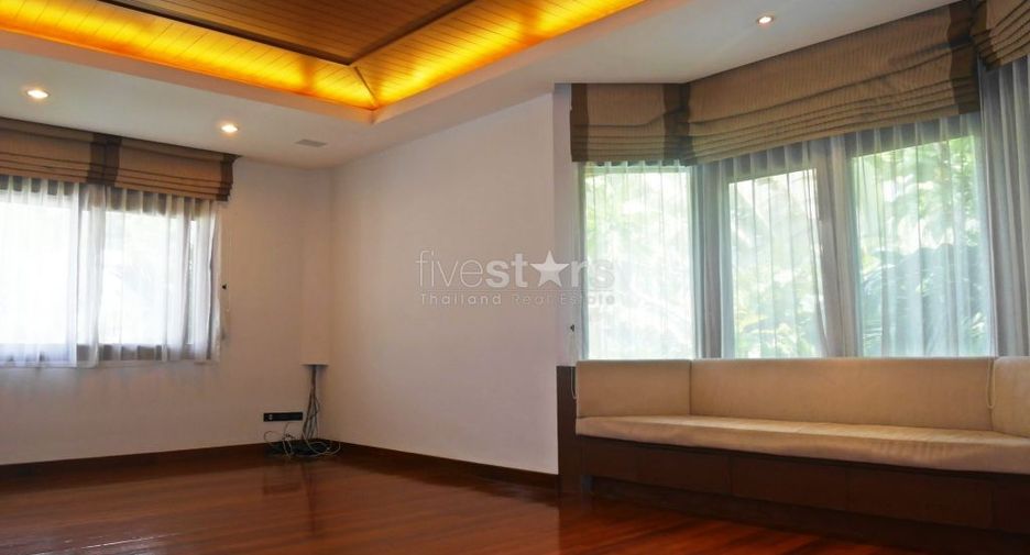 Casa en alquiler de 5 habitaciones en Suan Luang, Bangkok
