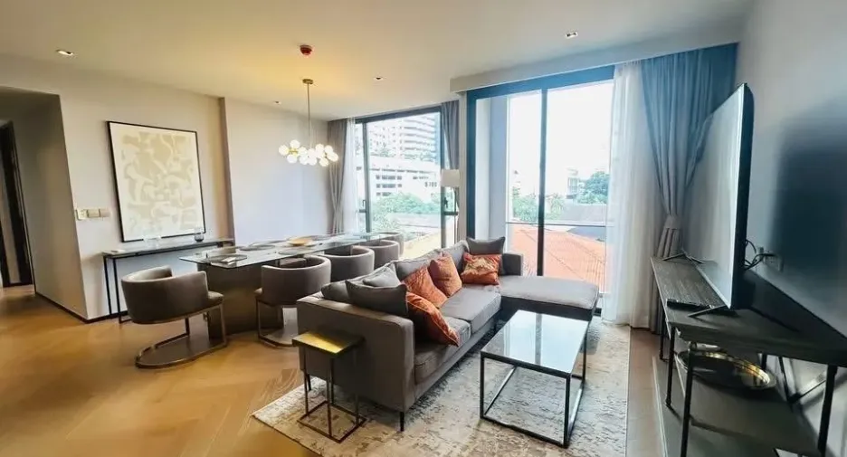 For rent 3 bedrooms condo in Watthana, Bangkok