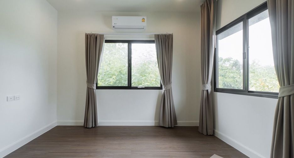 For rent 4 bedrooms house in Prawet, Bangkok