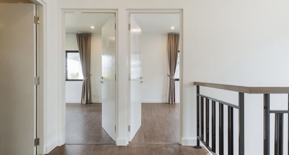 For rent 4 bedrooms house in Prawet, Bangkok