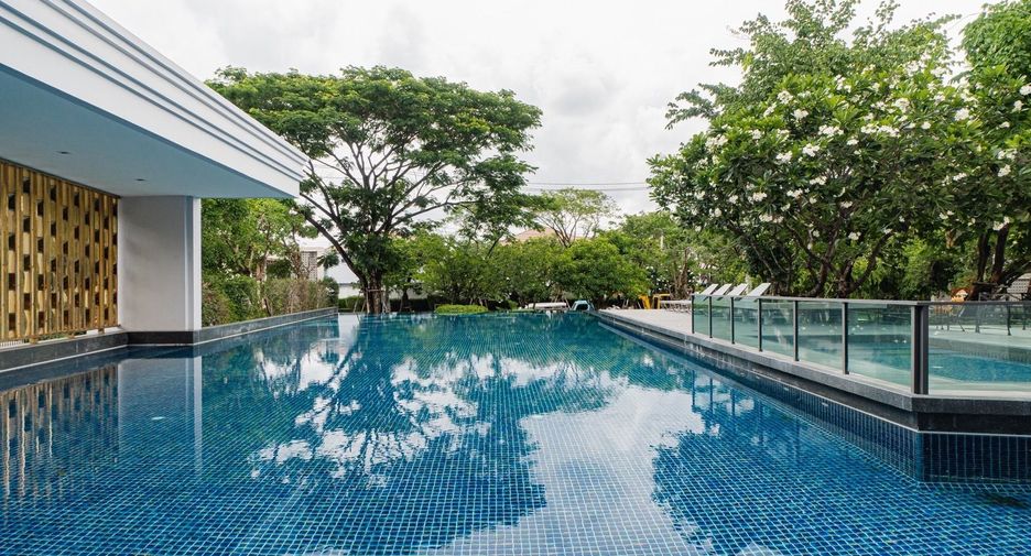 Casa en alquiler de 4 habitaciones en Prawet, Bangkok