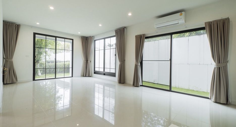 For rent 4 bedrooms house in Prawet, Bangkok