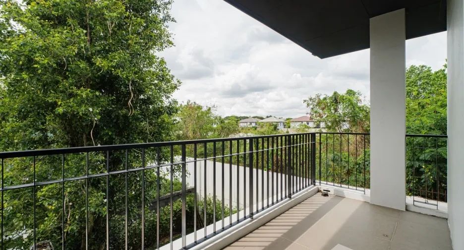For rent 4 bedrooms house in Prawet, Bangkok