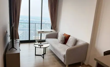 Condo en alquiler de 1 habitaciones en Khlong Toei, Bangkok