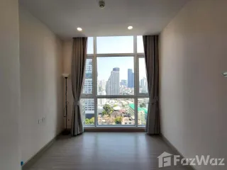 For rent 2 bedrooms condo in Bang Rak, Bangkok