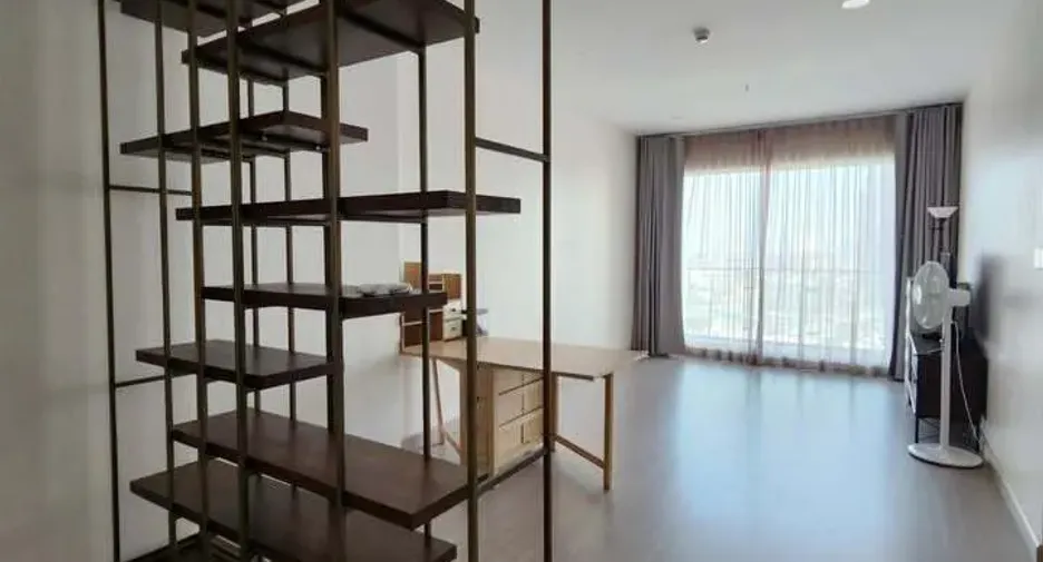 For rent 2 bedrooms condo in Bang Rak, Bangkok