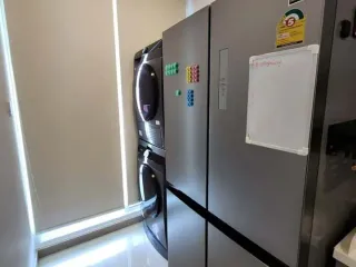 For rent 2 bedrooms condo in Bang Rak, Bangkok