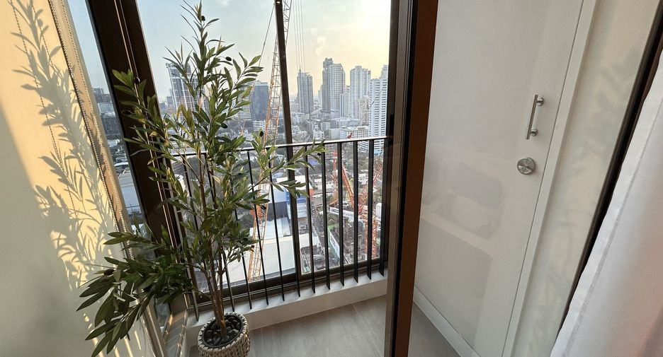 Condo en alquiler de 1 habitaciones en Watthana, Bangkok