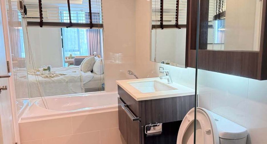 For rent 1 bed condo in Watthana, Bangkok