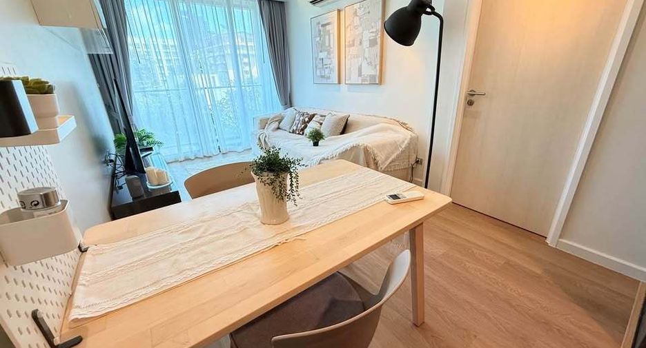 For rent 1 bed condo in Watthana, Bangkok